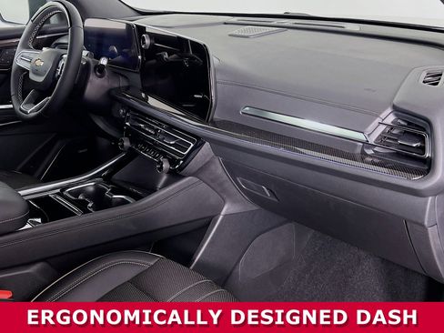 Used 2025 Chevrolet Traverse High Country w/ LPO, Floor Liner Package image 22