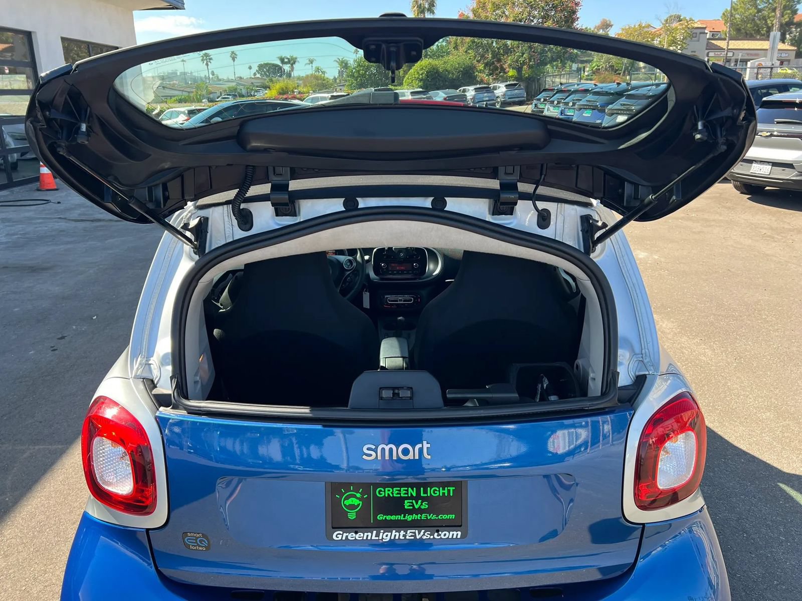 Used 2018 smart fortwo electric drive RWD image 29