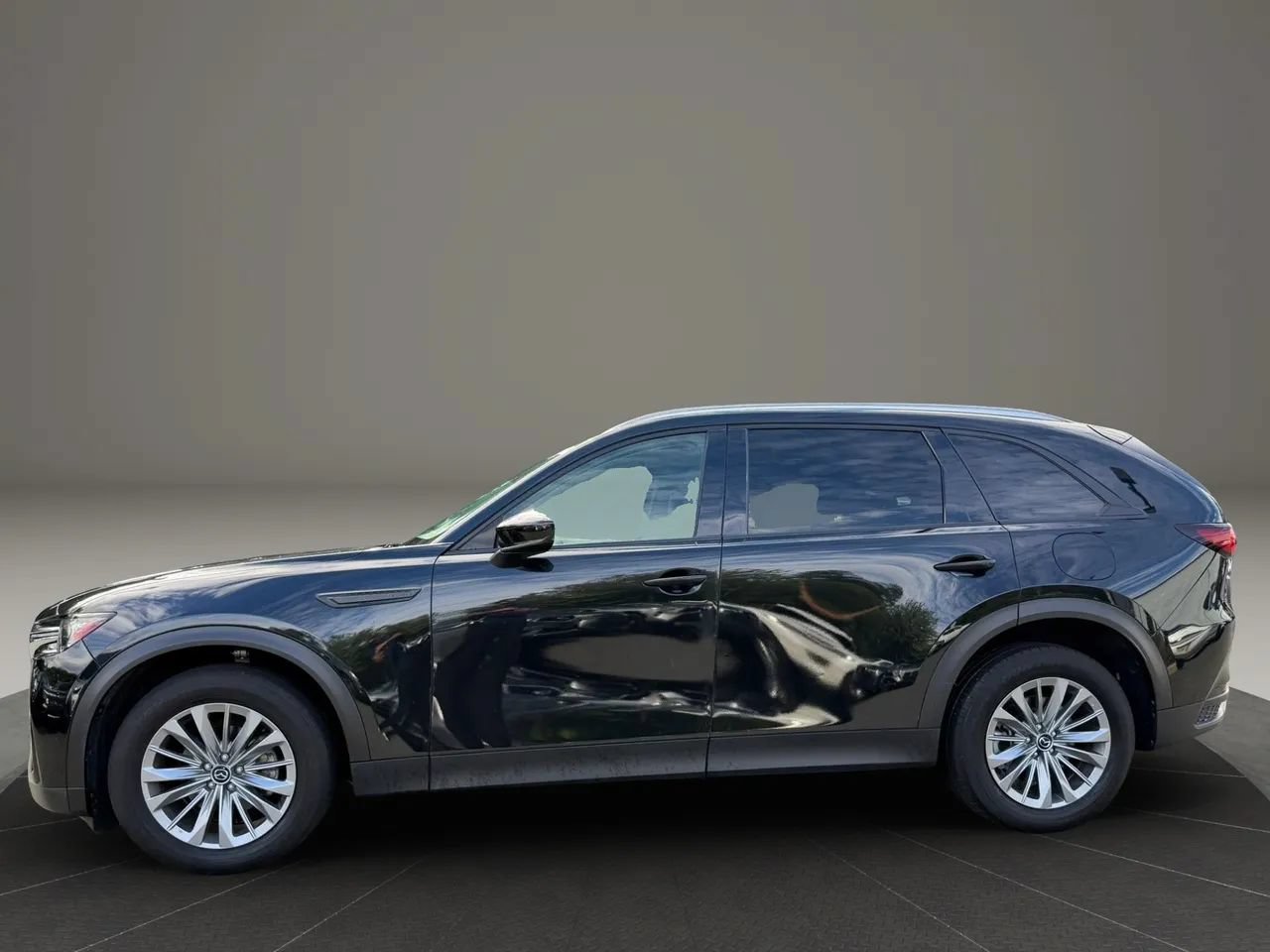 Used 2024 MAZDA CX-90 3.3 Turbo w/ Preferred Plus AWD/4WD image 8