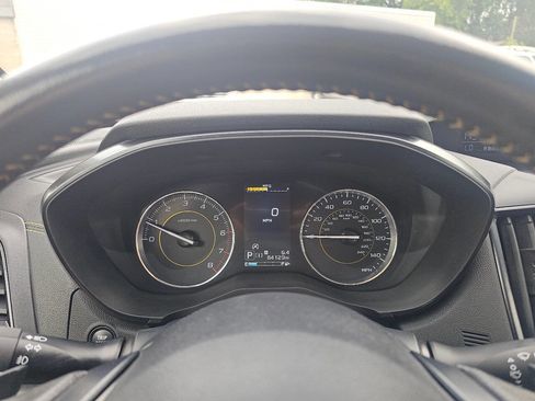 Used 2021 Subaru Crosstrek 2.5i Sport w/ Moonroof Package image 16