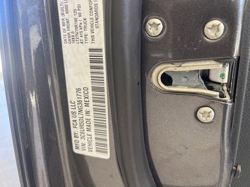 New 2022 RAM 2500 Big Horn w/ Level C Equiment Group image 36