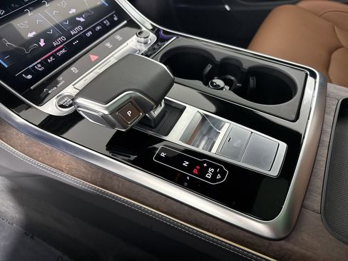 Certified 2025 Audi Q8 Prestige AWD/4WD image 17