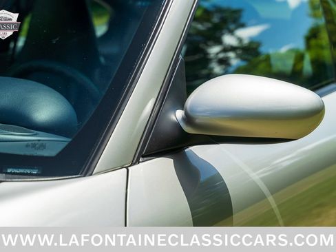 Used 2002 Porsche 911 Carrera RWD image 40