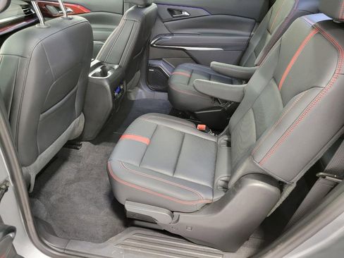 Used 2024 Chevrolet Traverse RS w/ LPO, Floor Liner Package image 21