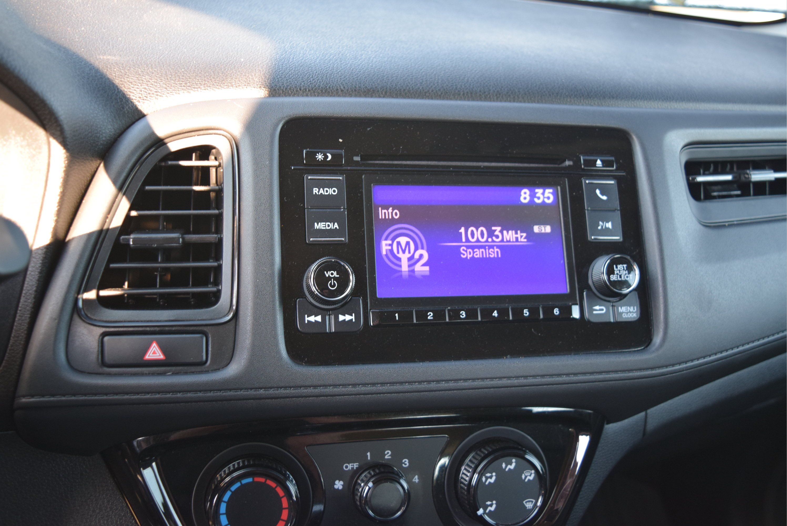 Used 2022 Honda HR-V LX image 14