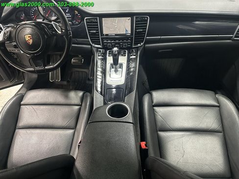Used 2015 Porsche Panamera image 6