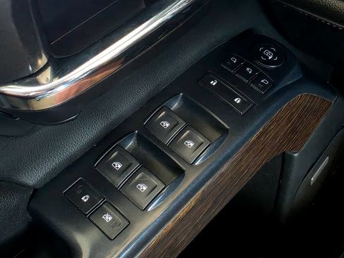 Used 2018 GMC Sierra 1500 Denali AWD/4WD image 22