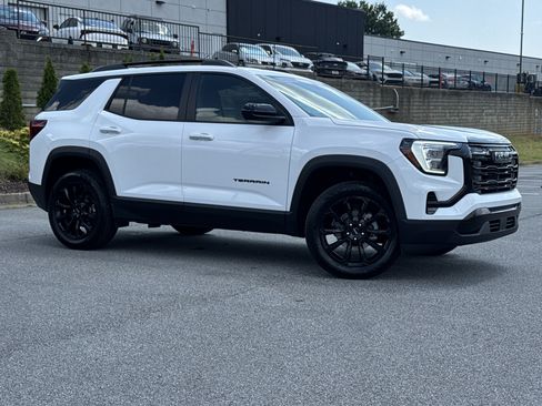 Used 2026 GMC Terrain Elevation w/ Black Edition FWD image 2