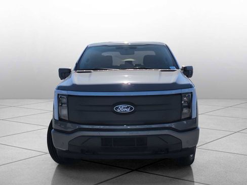 New 2025 Ford F150 Lightning Flash image 3