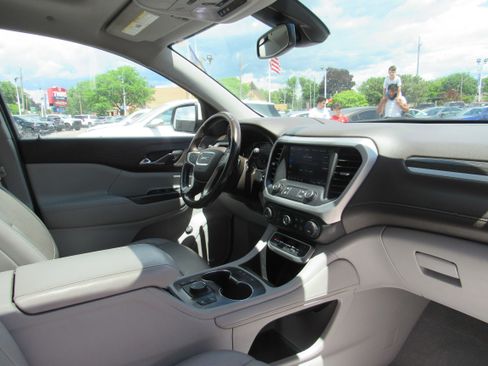 Used 2020 GMC Acadia SLT w/ Driver Alert Package II AWD/4WD image 26