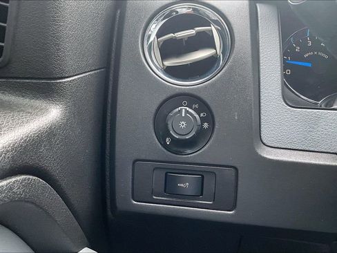 Used 2014 Ford F150 XLT w/ Equipment Group 302A Luxury image 15