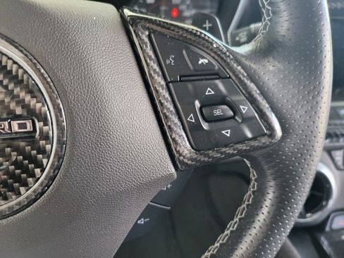 Used 2020 Chevrolet Camaro SS RWD image 22