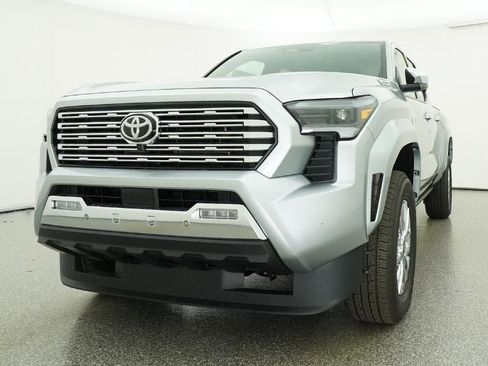 New 2026 Toyota Tacoma Limited AWD/4WD image 32