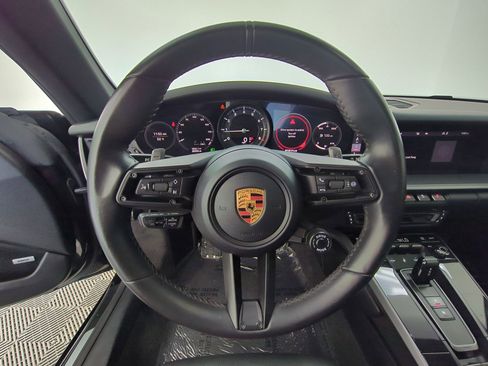 Used 2020 Porsche 911 Carrera S RWD image 29