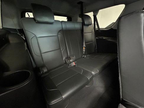 Used 2020 Chevrolet Suburban LT RWD image 54