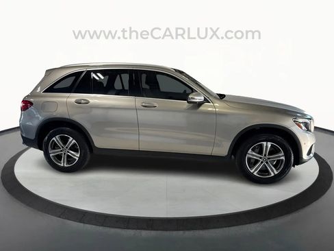 Used 2019 Mercedes-Benz GLC 300 image 8