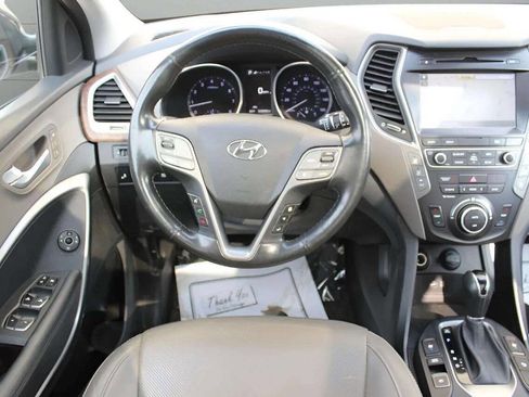 Used 2017 Hyundai Santa Fe Limited image 30