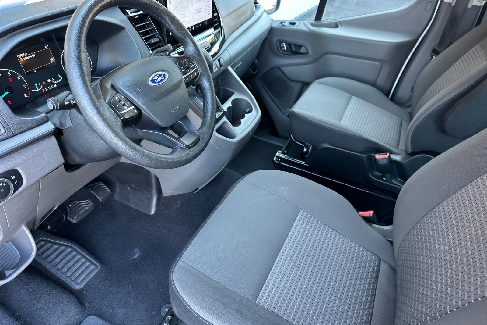 Used 2024 Ford Transit 350 XLT RWD image 9