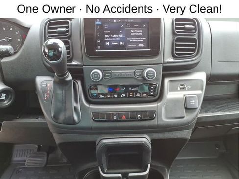 Used 2024 RAM ProMaster 2500 w/ Convenience Group FWD image 18
