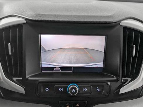 Used 2022 GMC Terrain SLE FWD image 30
