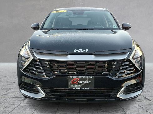Used 2023 Kia Sportage EX image 3