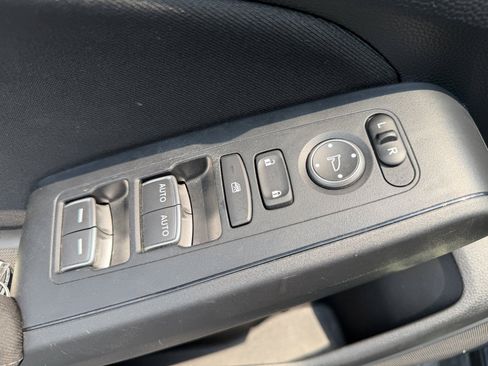 Used 2025 Honda Civic Sport image 17