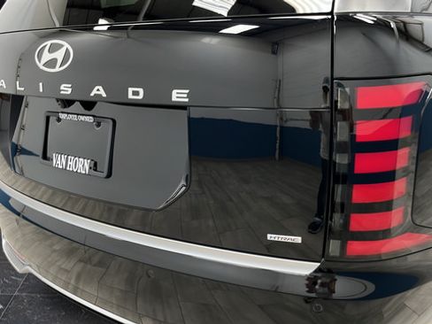 Used 2026 Hyundai Palisade Calligraphy AWD/4WD image 42