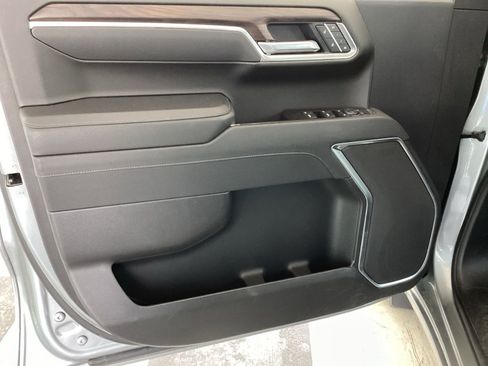 Used 2025 GMC Sierra 1500 SLT image 21