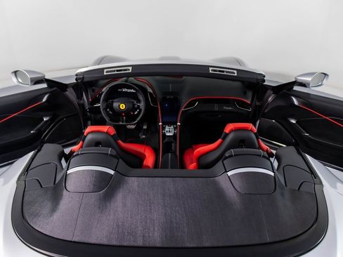 Certified 2025 Ferrari Roma Spider image 22