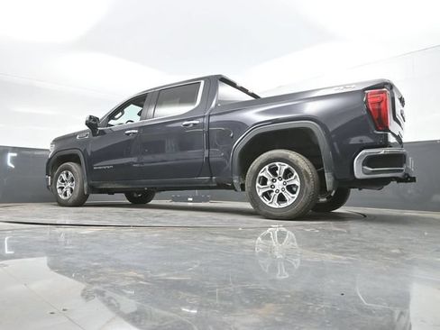 Used 2025 GMC Sierra 1500 SLT AWD/4WD image 47