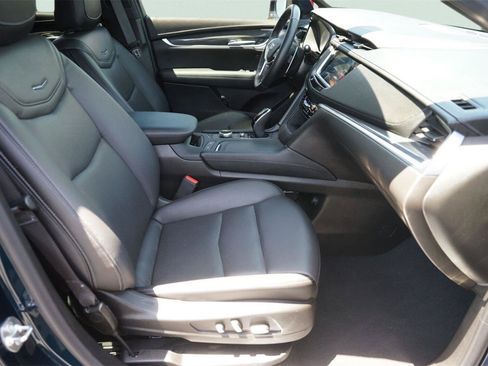 Used 2025 Cadillac XT5 Sportv w/ Technology Package AWD/4WD image 19