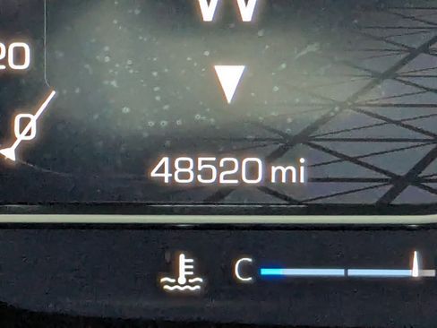 Used 2023 GMC Yukon XL Denali Ultimate image 30