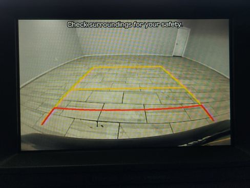 Used 2021 Hyundai Kona Limited FWD image 25