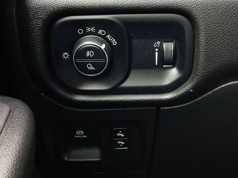 Used 2023 RAM 1500 Lone Star AWD/4WD image 12