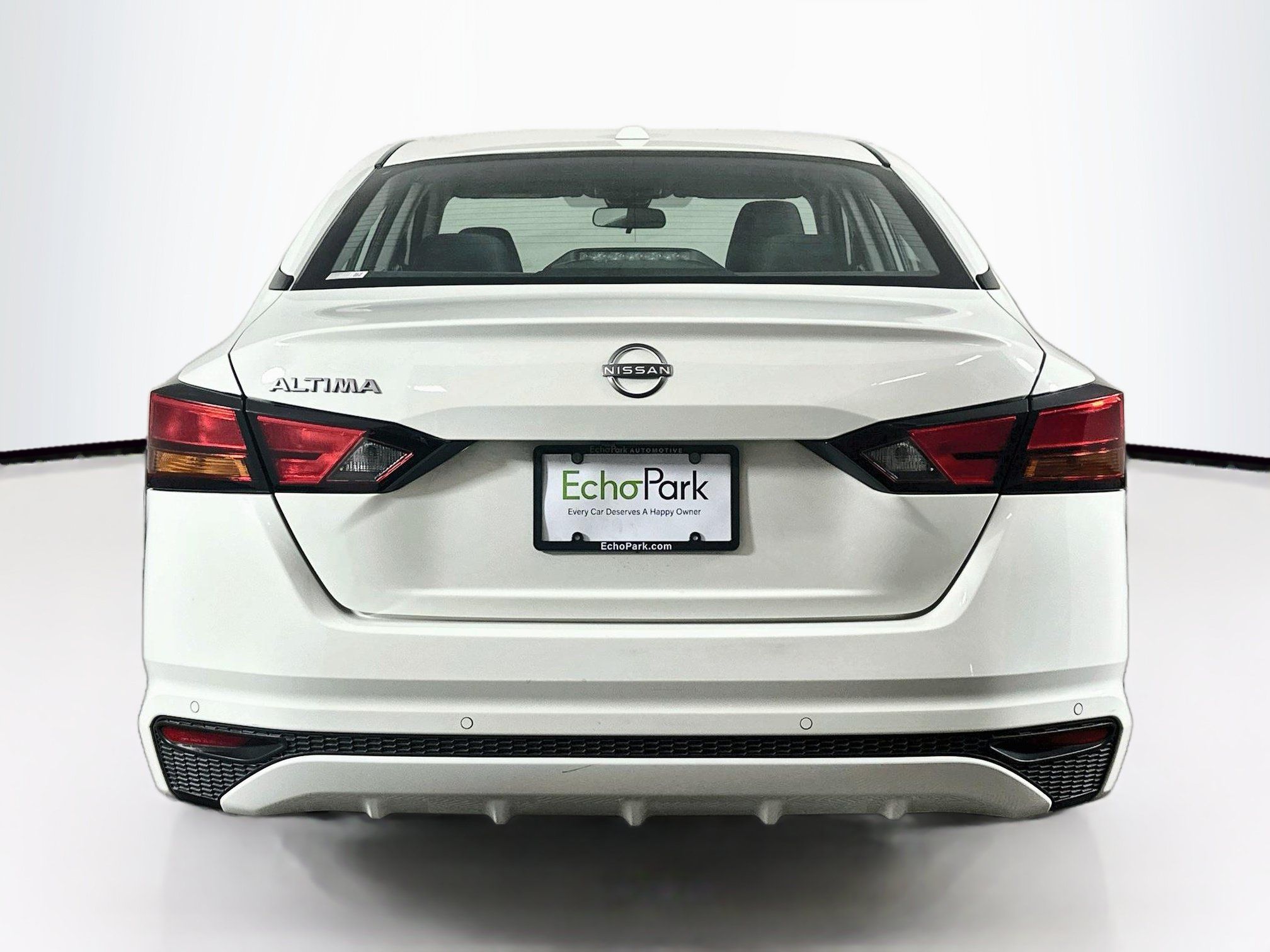 Used 2025 Nissan Altima 2.5 SV FWD image 7