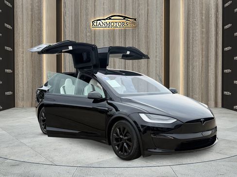 Used 2022 Tesla Model X Plaid AWD/4WD image 22