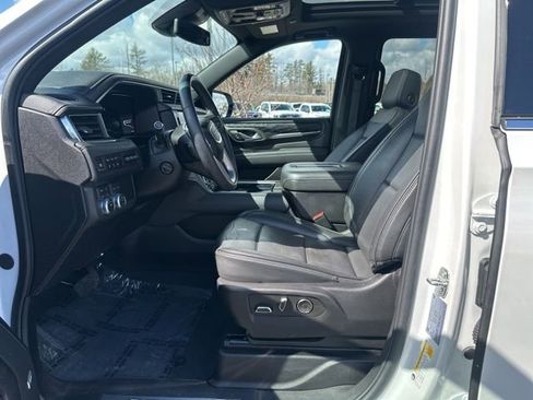 Used 2024 GMC Yukon XL Denali w/ LPO, Floor Liner Package image 23