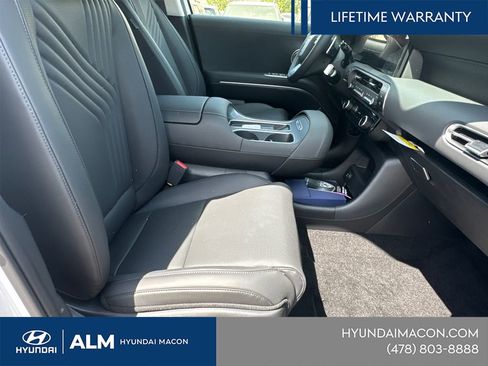 New 2026 Hyundai Palisade SEL Premium FWD image 16