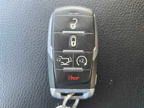 Used 2023 RAM 1500 Laramie AWD/4WD image 23