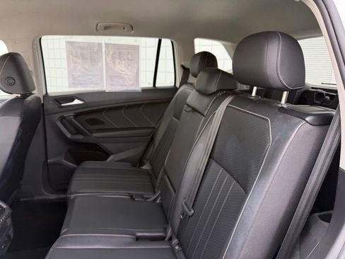 Used 2024 Volkswagen Tiguan Wolfsburg Edition FWD image 17