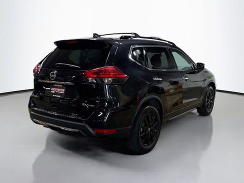 Used 2017 Nissan Rogue SV w/ Midnight Edition AWD/4WD image 6