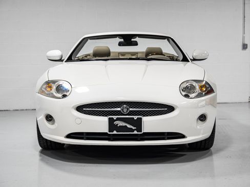 Used 2007 Jaguar XK Convertible RWD image 8