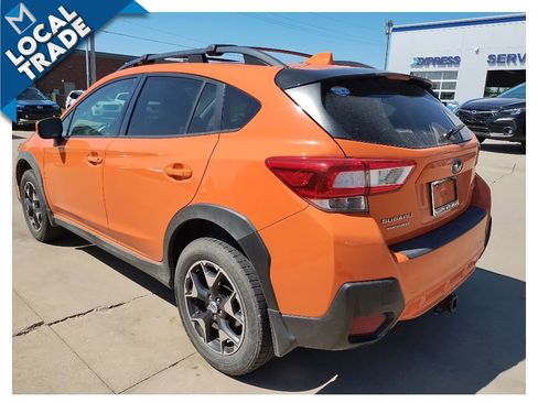 Used 2018 Subaru Crosstrek 2.0i Premium w/ Moonroof Package AWD/4WD image 9