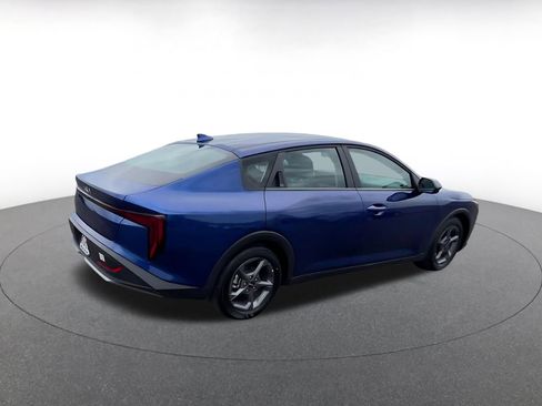 Used 2025 Kia K4 FWD image 15