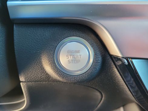 New 2025 Kia Telluride S image 16