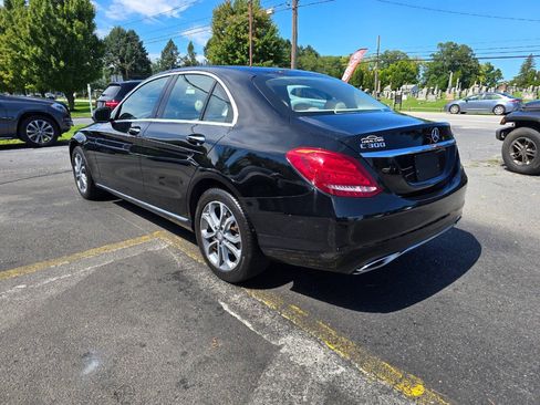 Used 2015 Mercedes-Benz C 300 4MATIC Sedan image 5