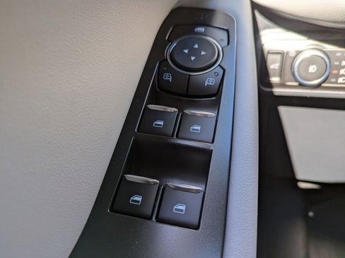 New 2026 Ford Explorer Active w/ Active Comfort Package image 28