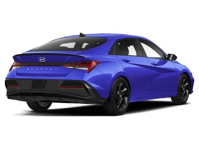 New 2026 Hyundai Elantra SEL Sport FWD image 3