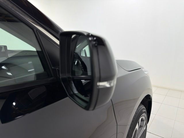 Used 2025 Acura RDX w/ Technology Package AWD/4WD image 26