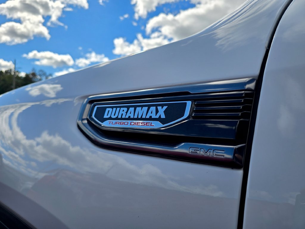 Used 2024 GMC Sierra 1500 AT4 AWD/4WD image 12